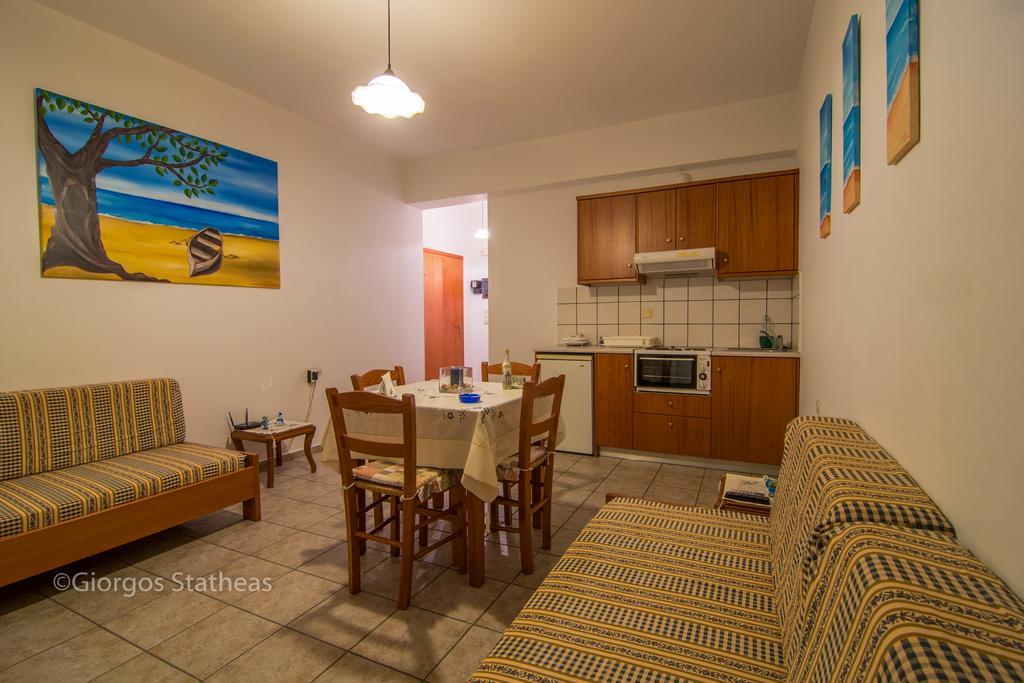 Roula Apartments Paleóchora Extérieur photo