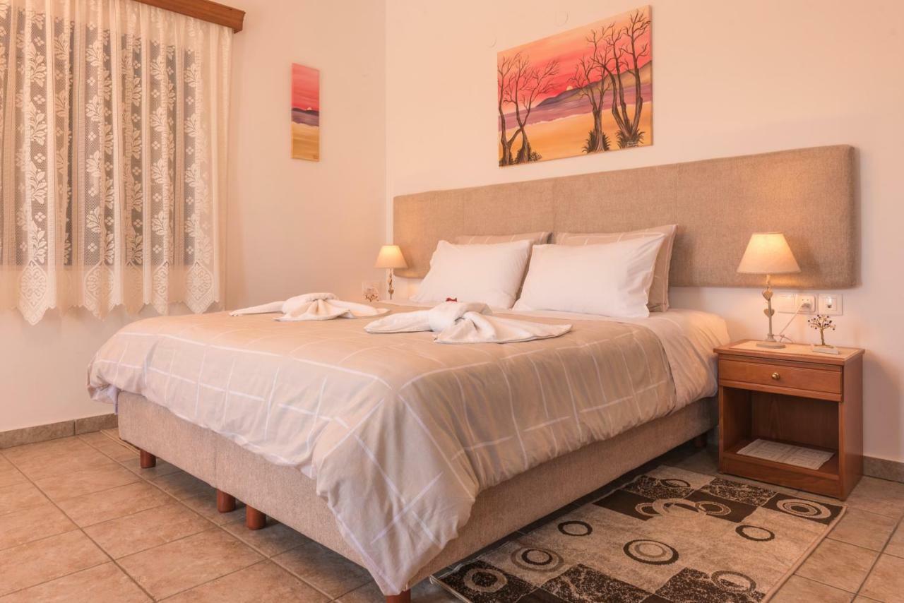 Roula Apartments Paleóchora Extérieur photo